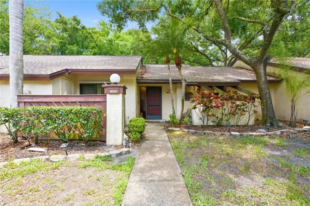 4041 Arrowwood Court Palm Harbor FL 34684