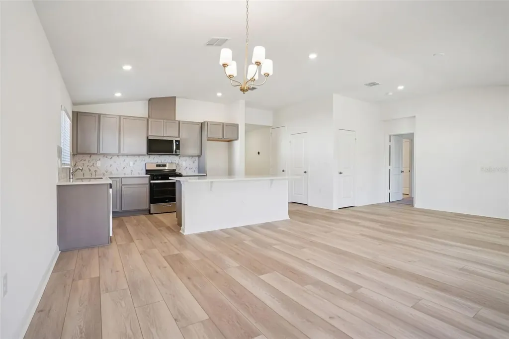 9855 Orion Loop Leesburg FL 34788