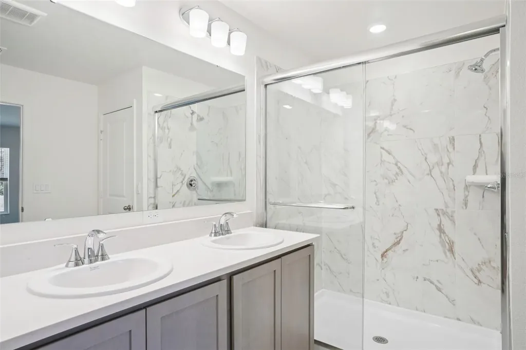 9855 Orion Loop Leesburg FL 34788
