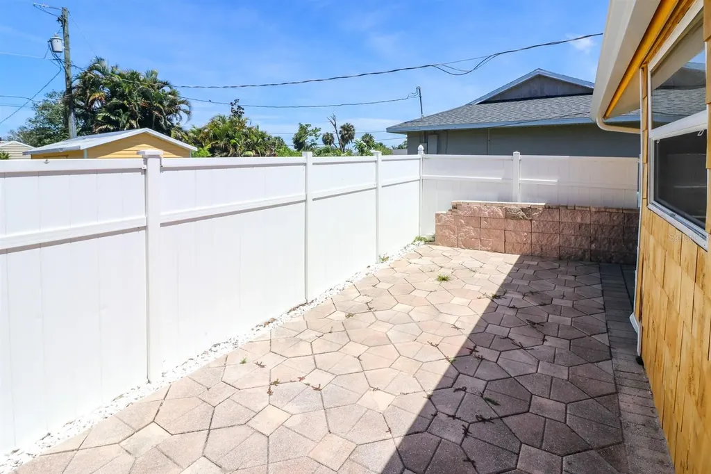582 Ridgewood Street NW Port Charlotte FL 33952
