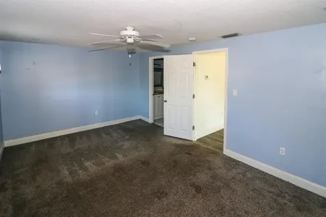 582 Ridgewood Street NW Port Charlotte FL 33952