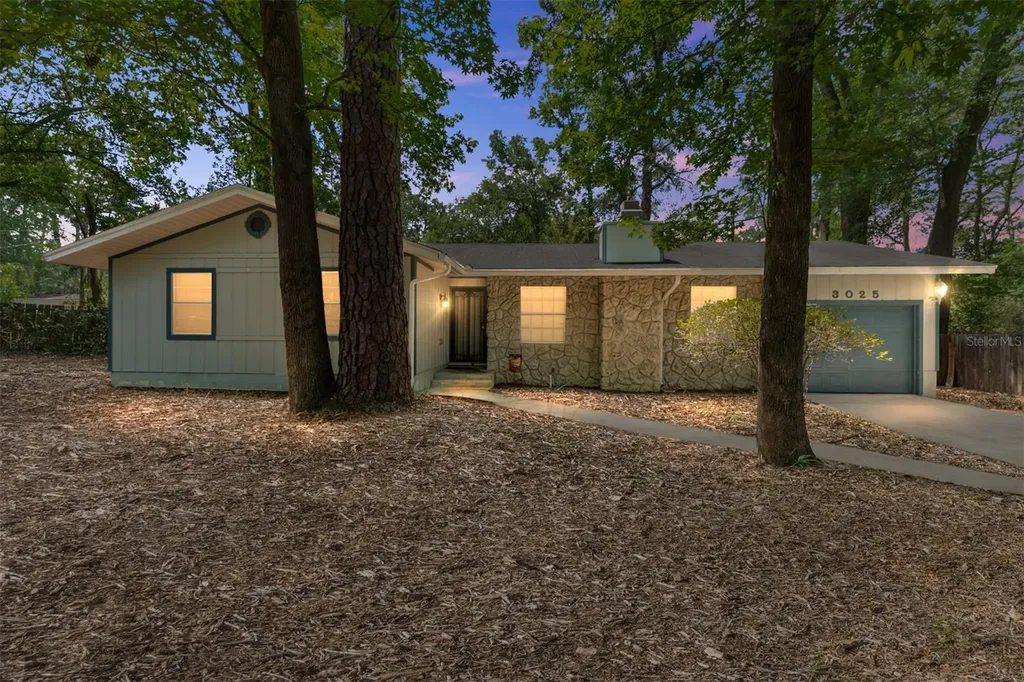3025 W University Avenue Gainesville FL 32607