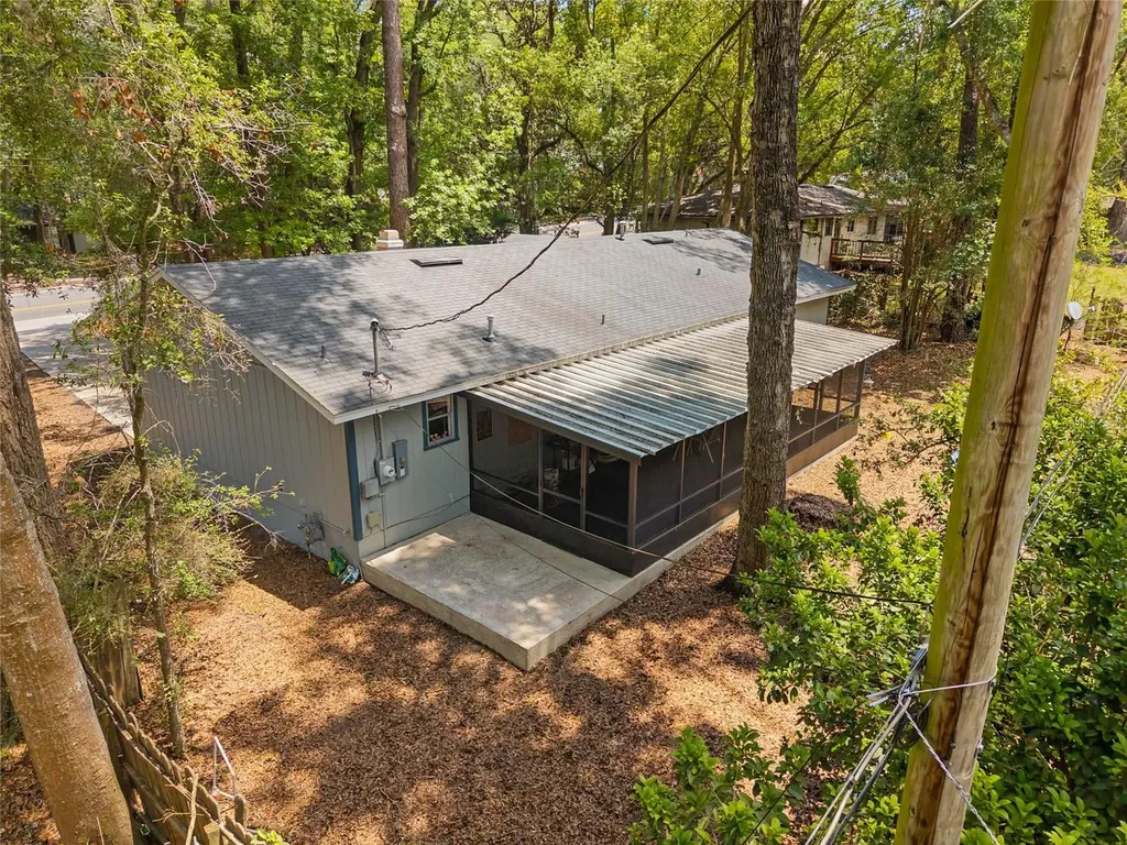 3025 W University Avenue Gainesville FL 32607