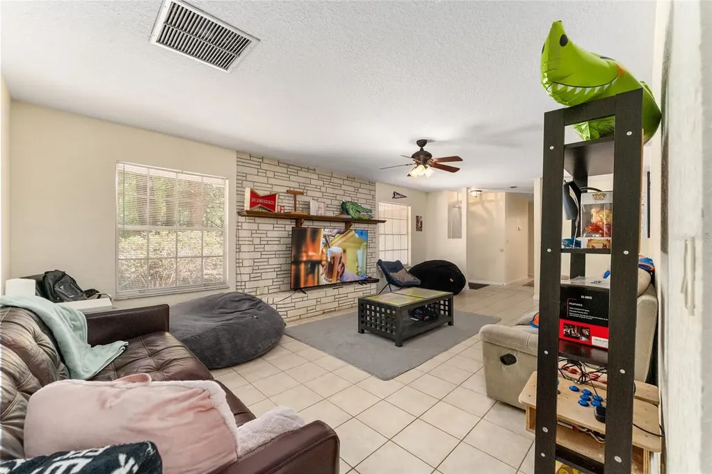 3025 W University Avenue Gainesville FL 32607