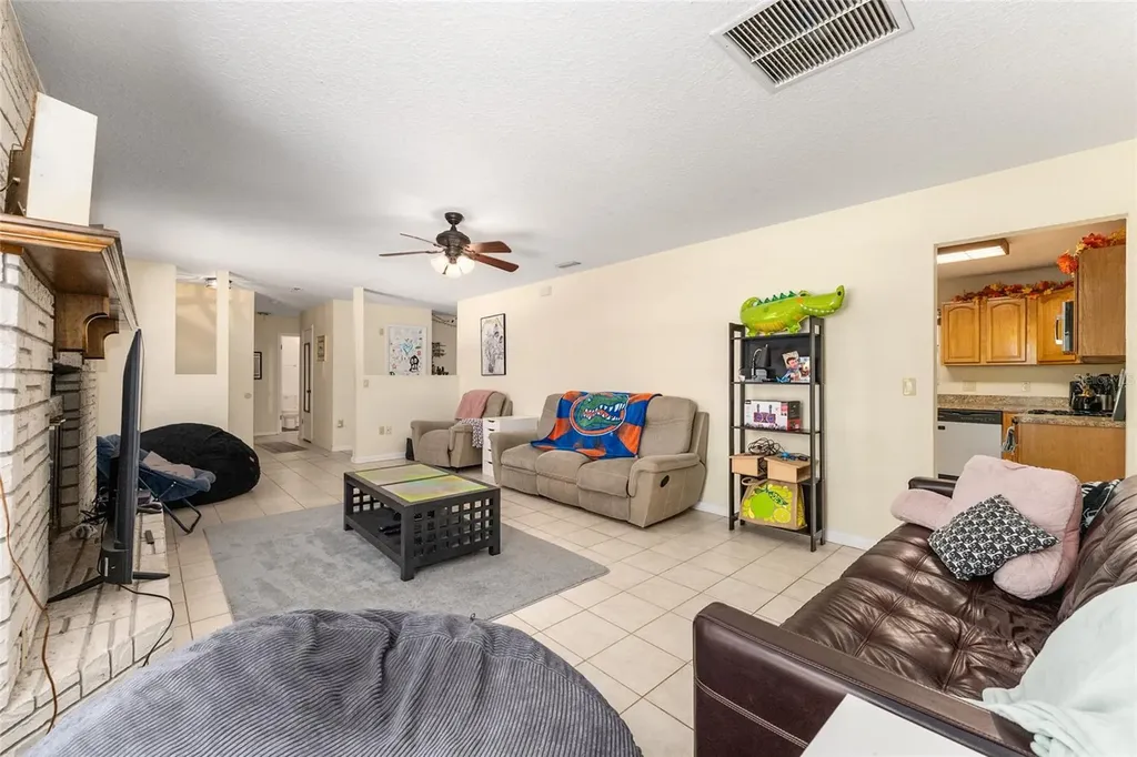 3025 W University Avenue Gainesville FL 32607