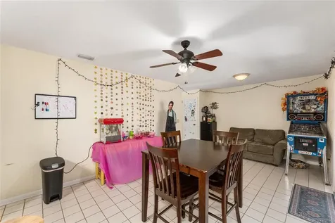 3025 W University Avenue Gainesville FL 32607