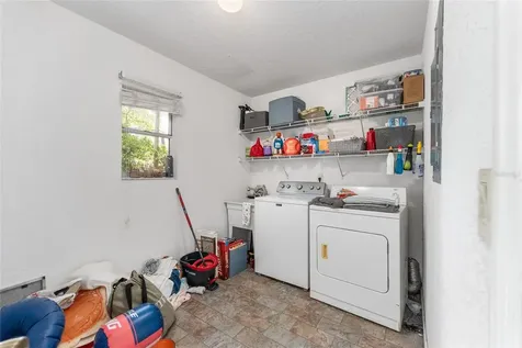 3025 W University Avenue Gainesville FL 32607