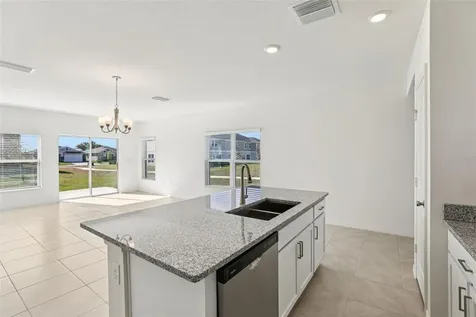 379 Sequoia Drive Lake Wales FL 33859