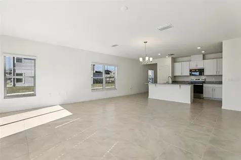 379 Sequoia Drive Lake Wales FL 33859