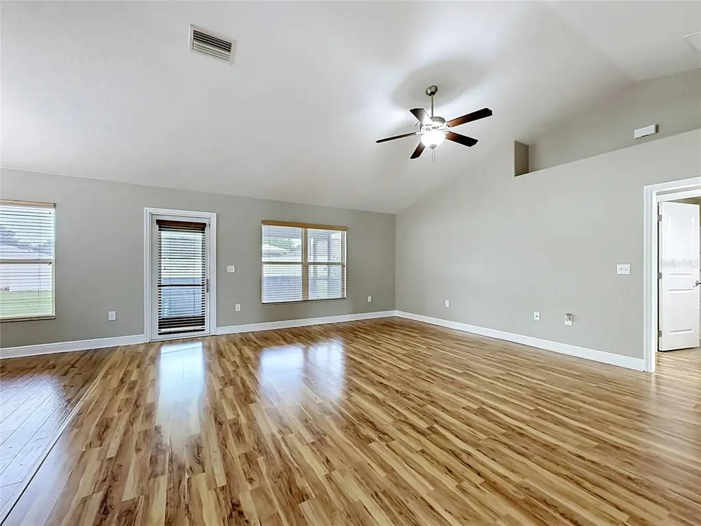 3883 SE 99th Street Belleview FL 34420