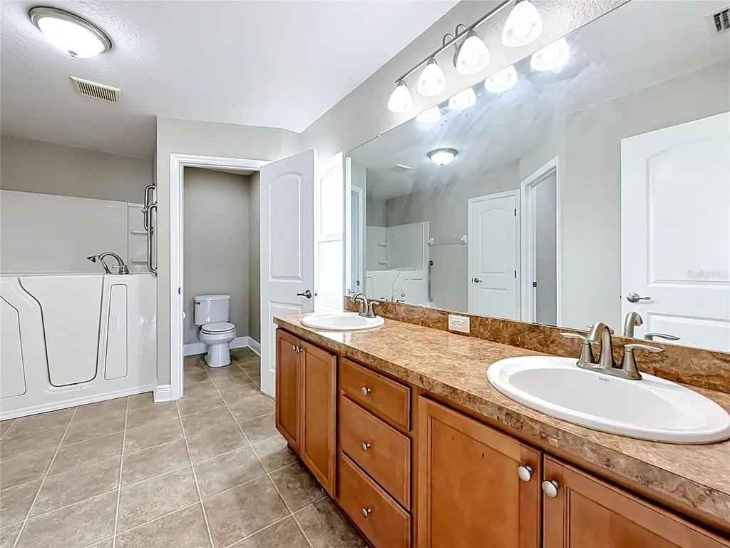 3883 SE 99th Street Belleview FL 34420