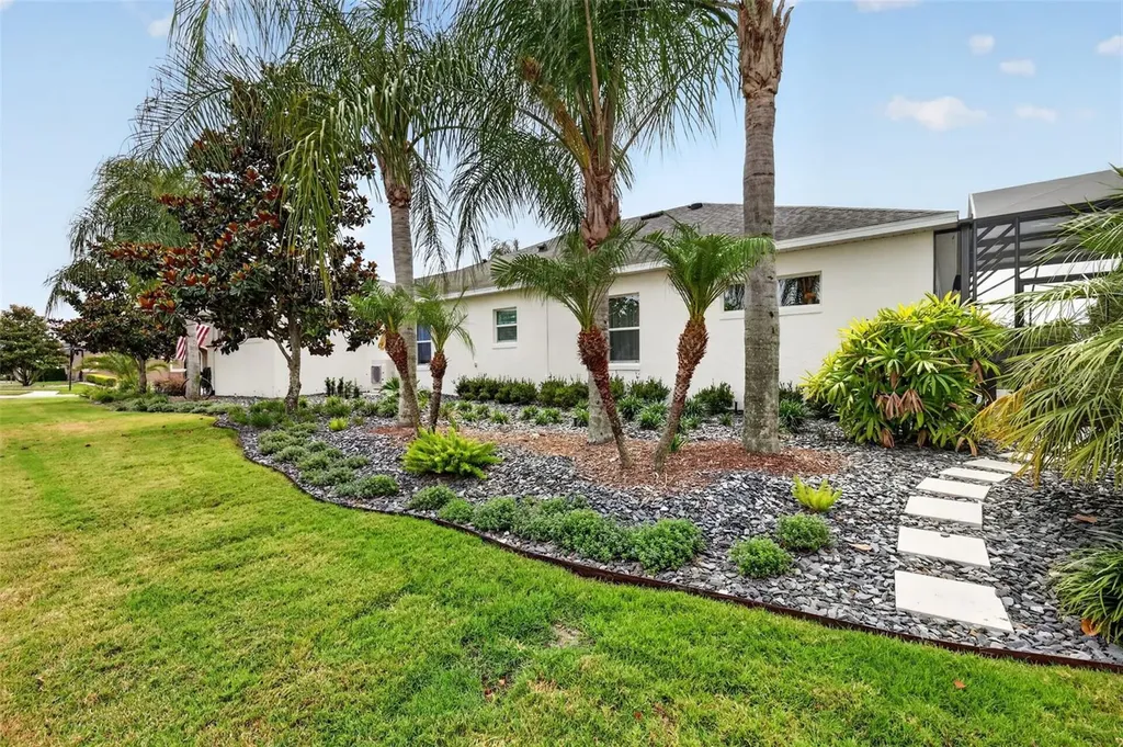 2493 Pawtucket Pass Mount Dora FL 32757