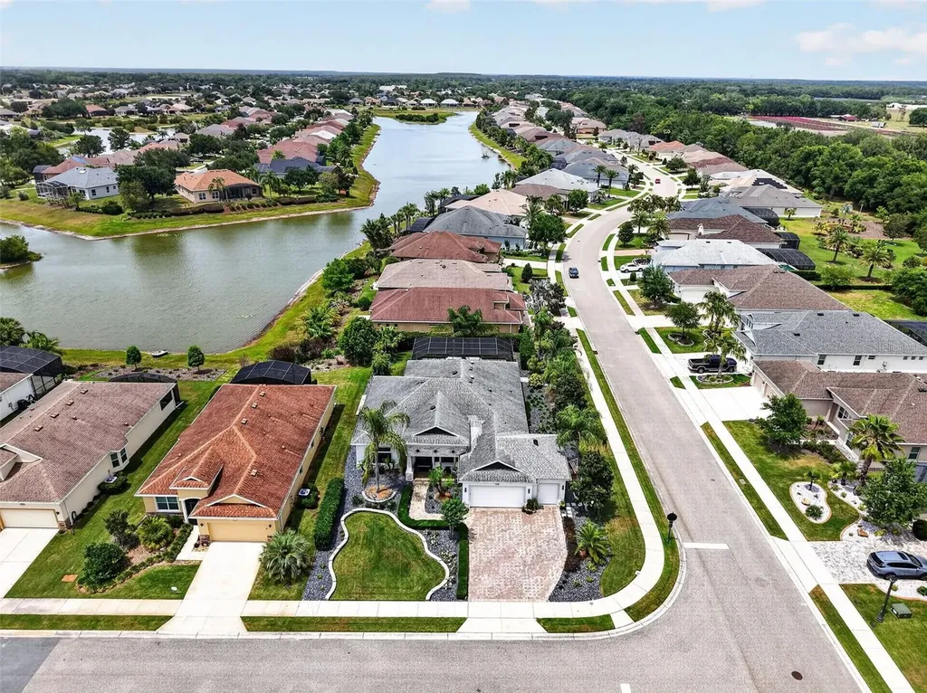 2493 Pawtucket Pass Mount Dora FL 32757