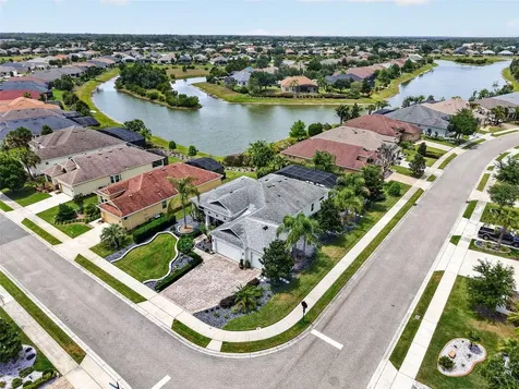2493 Pawtucket Pass Mount Dora FL 32757