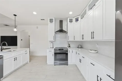 14033 Bradbury Road Orlando FL 32828