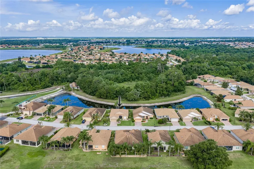 5024 Pebble Beach Boulevard Winter Haven FL 33884