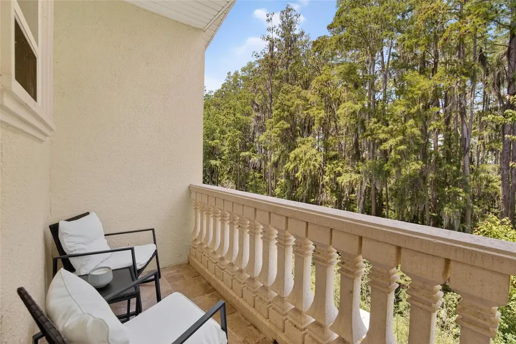 750 Grand Cypress Lane Tarpon Springs FL 34689