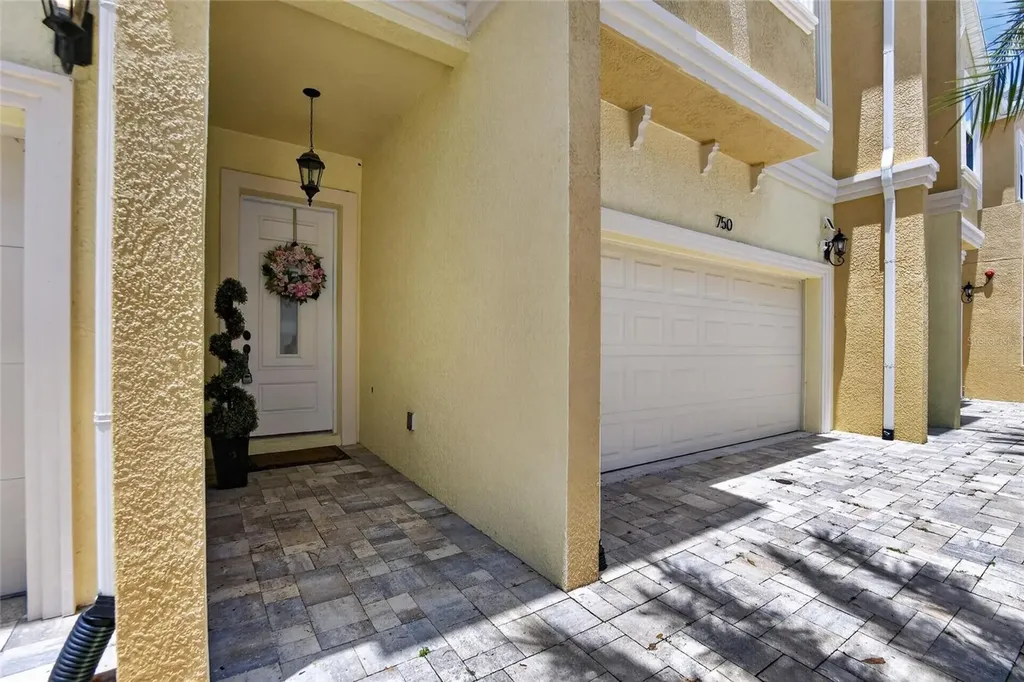 750 Grand Cypress Lane Tarpon Springs FL 34689