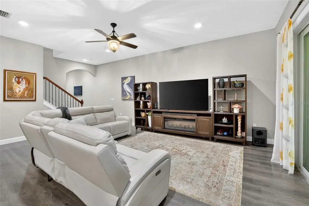 750 Grand Cypress Lane Tarpon Springs FL 34689