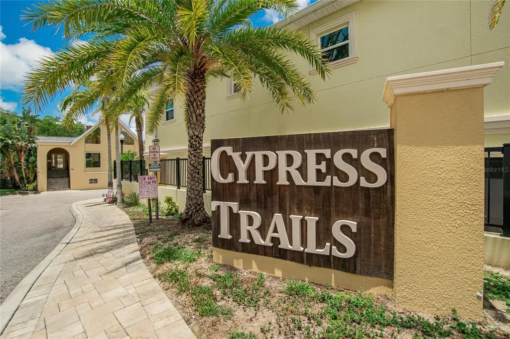 750 Grand Cypress Lane Tarpon Springs FL 34689