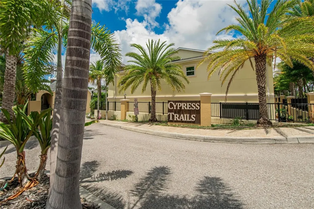 750 Grand Cypress Lane Tarpon Springs FL 34689