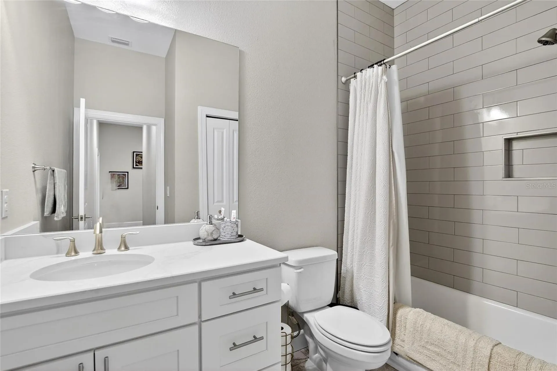 750 Grand Cypress Lane Tarpon Springs FL 34689