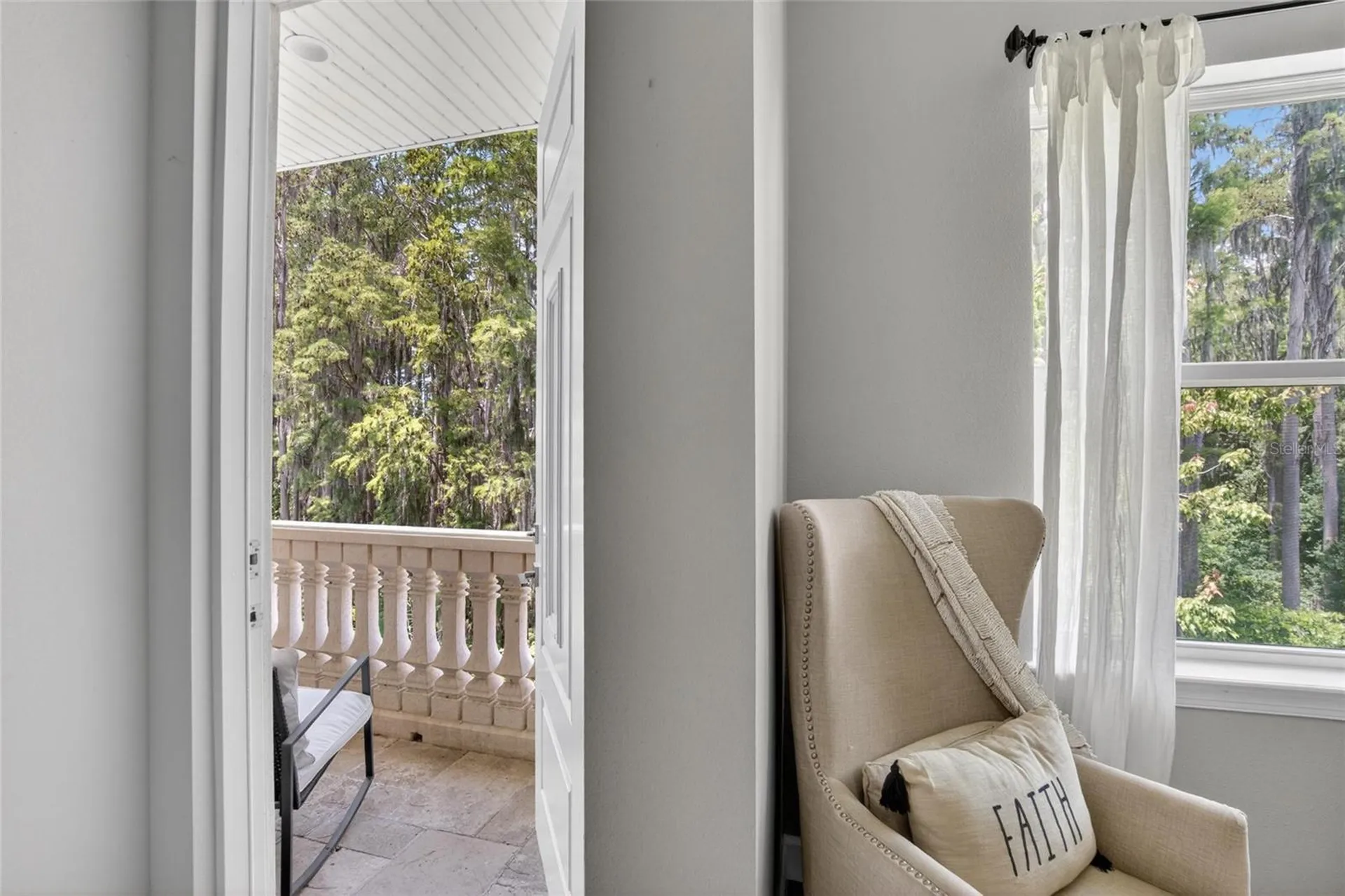 750 Grand Cypress Lane Tarpon Springs FL 34689