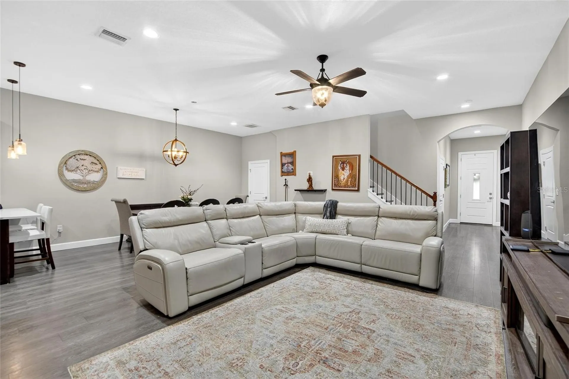 750 Grand Cypress Lane Tarpon Springs FL 34689