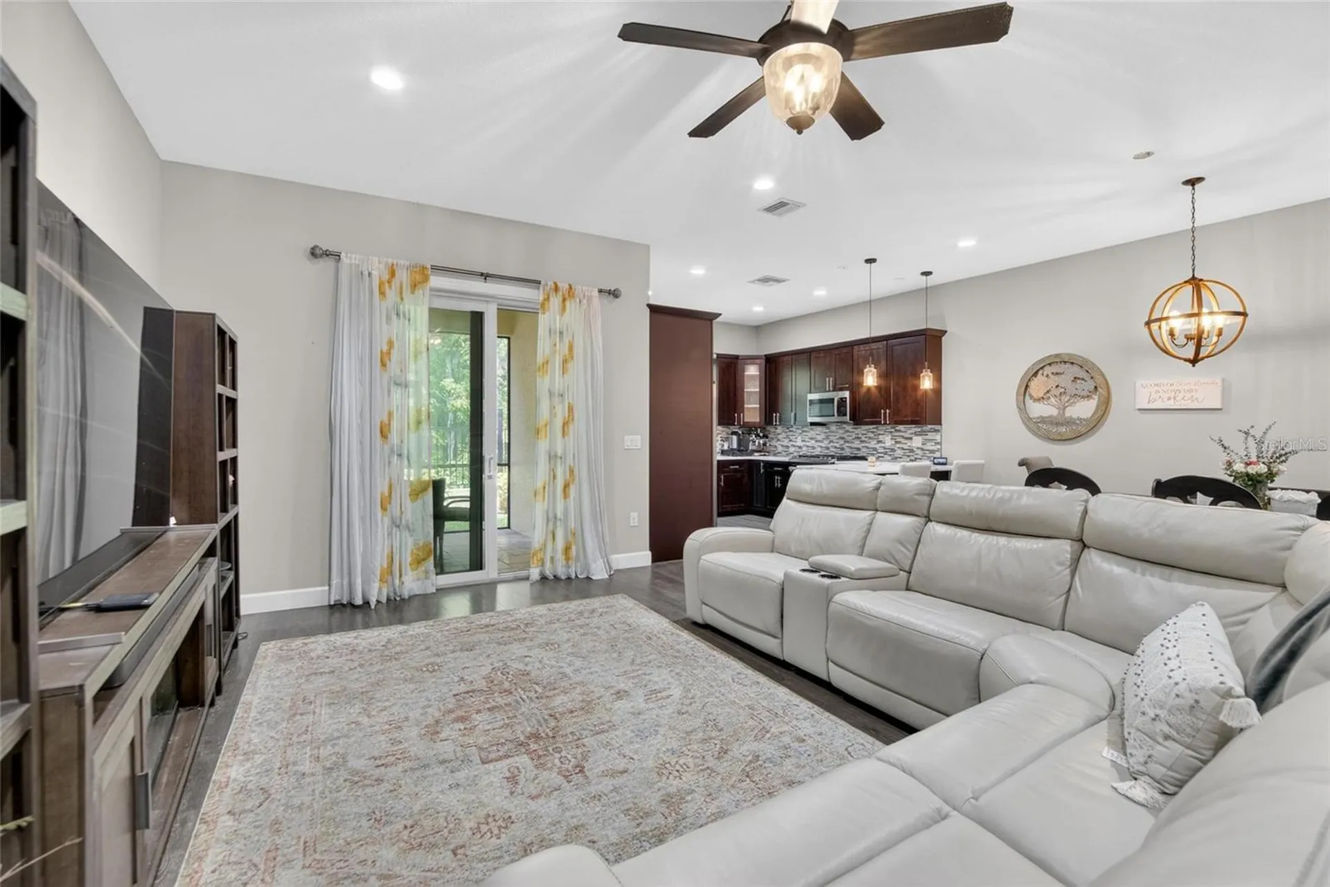 750 Grand Cypress Lane Tarpon Springs FL 34689