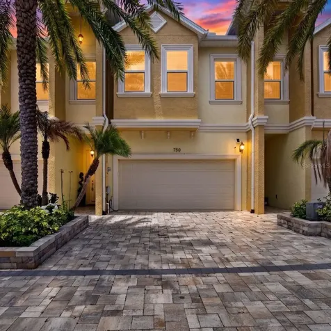 750 Grand Cypress Lane Tarpon Springs FL 34689