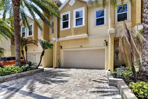 750 Grand Cypress Lane Tarpon Springs FL 34689