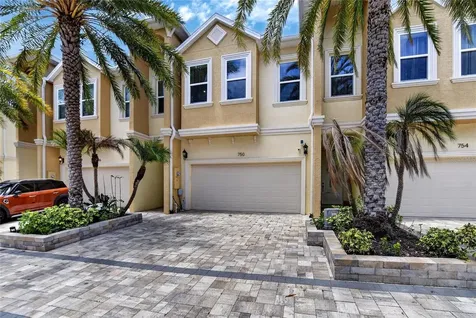 750 Grand Cypress Lane Tarpon Springs FL 34689