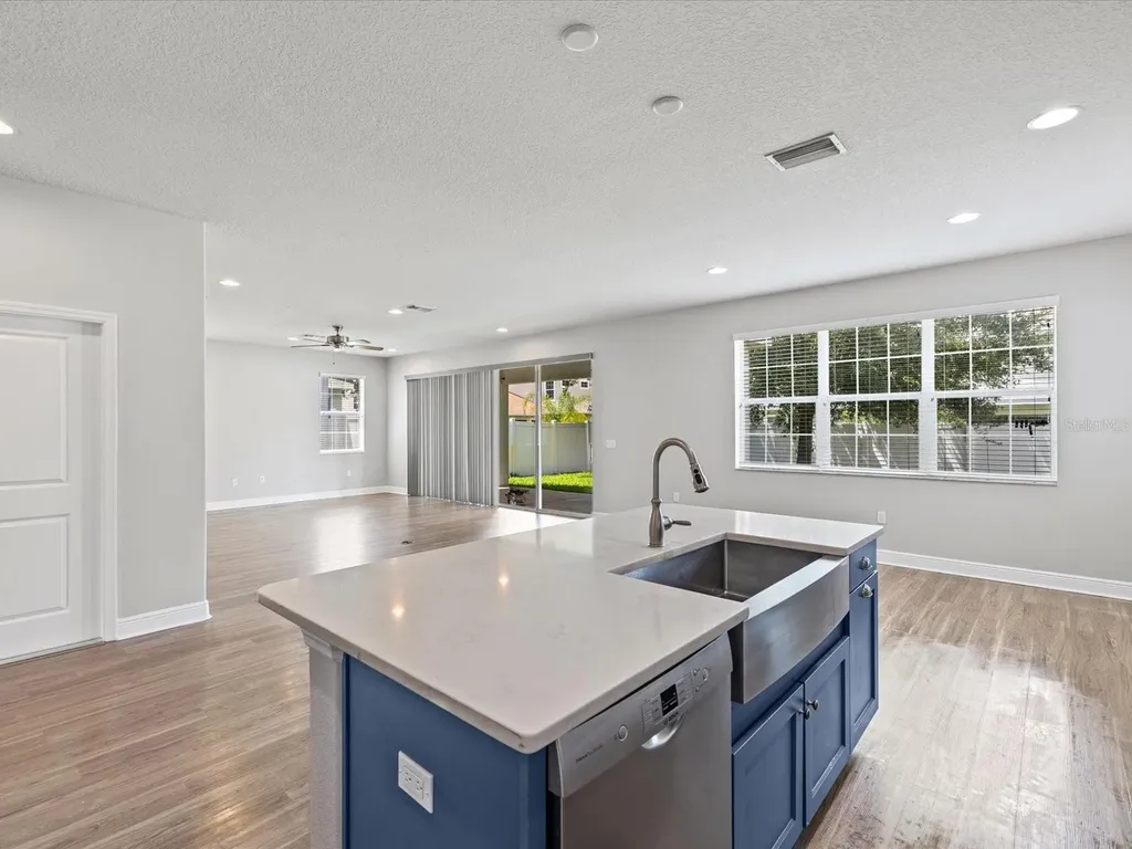 7105 Park Tree Drive Tampa FL 33625