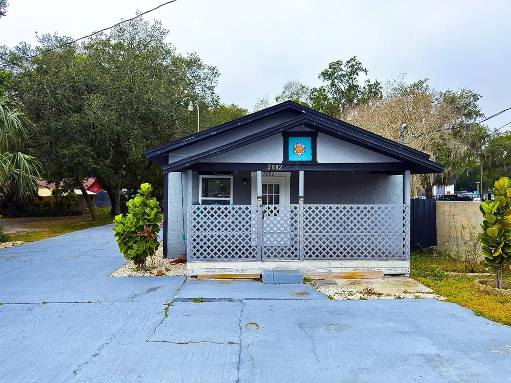 2882 Sanford Avenue Sanford FL 32773