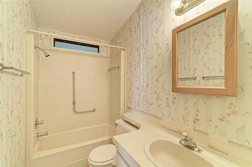 6710 36th Avenue E Palmetto FL 34221