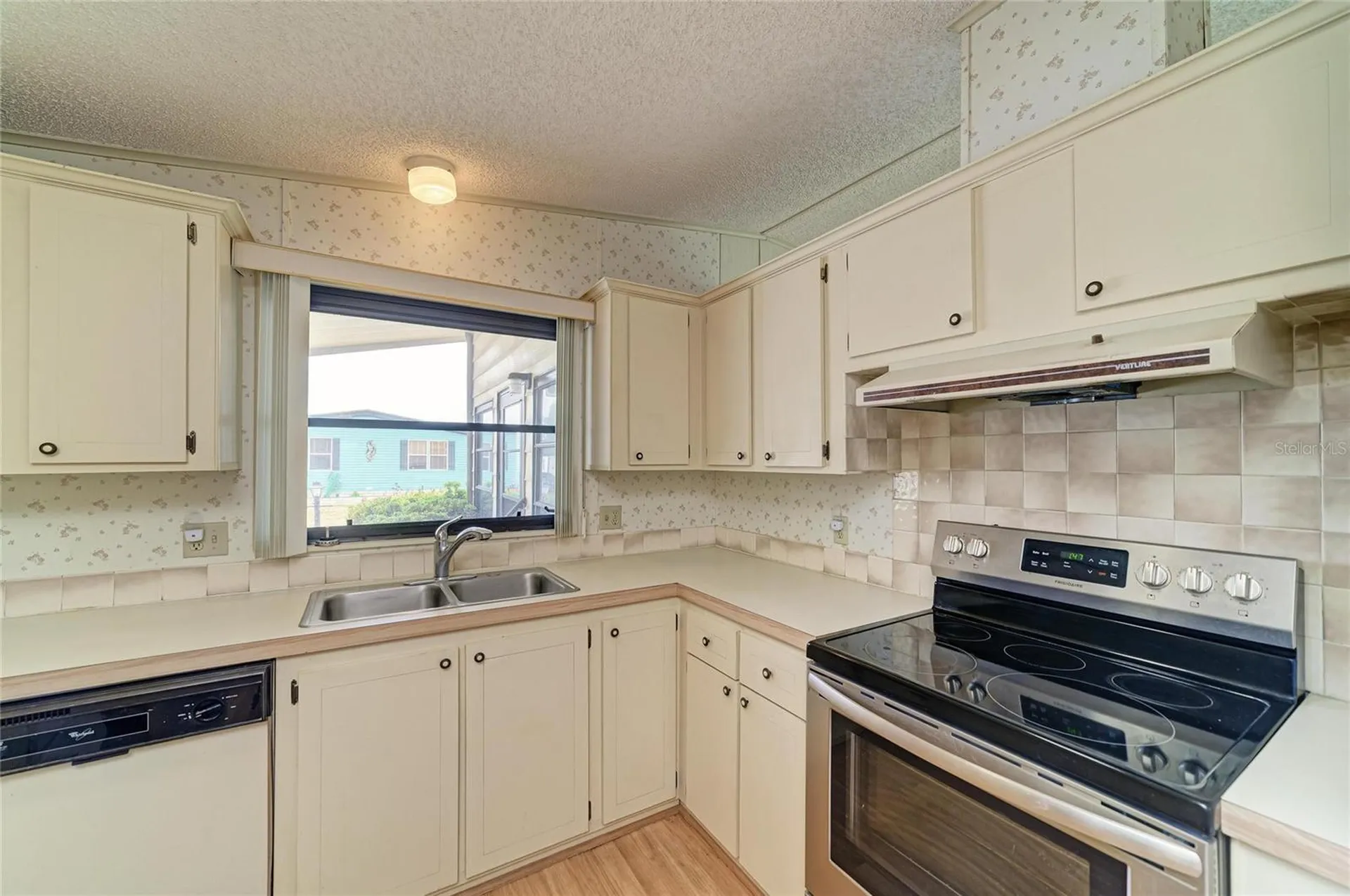 6710 36th Avenue E Palmetto FL 34221