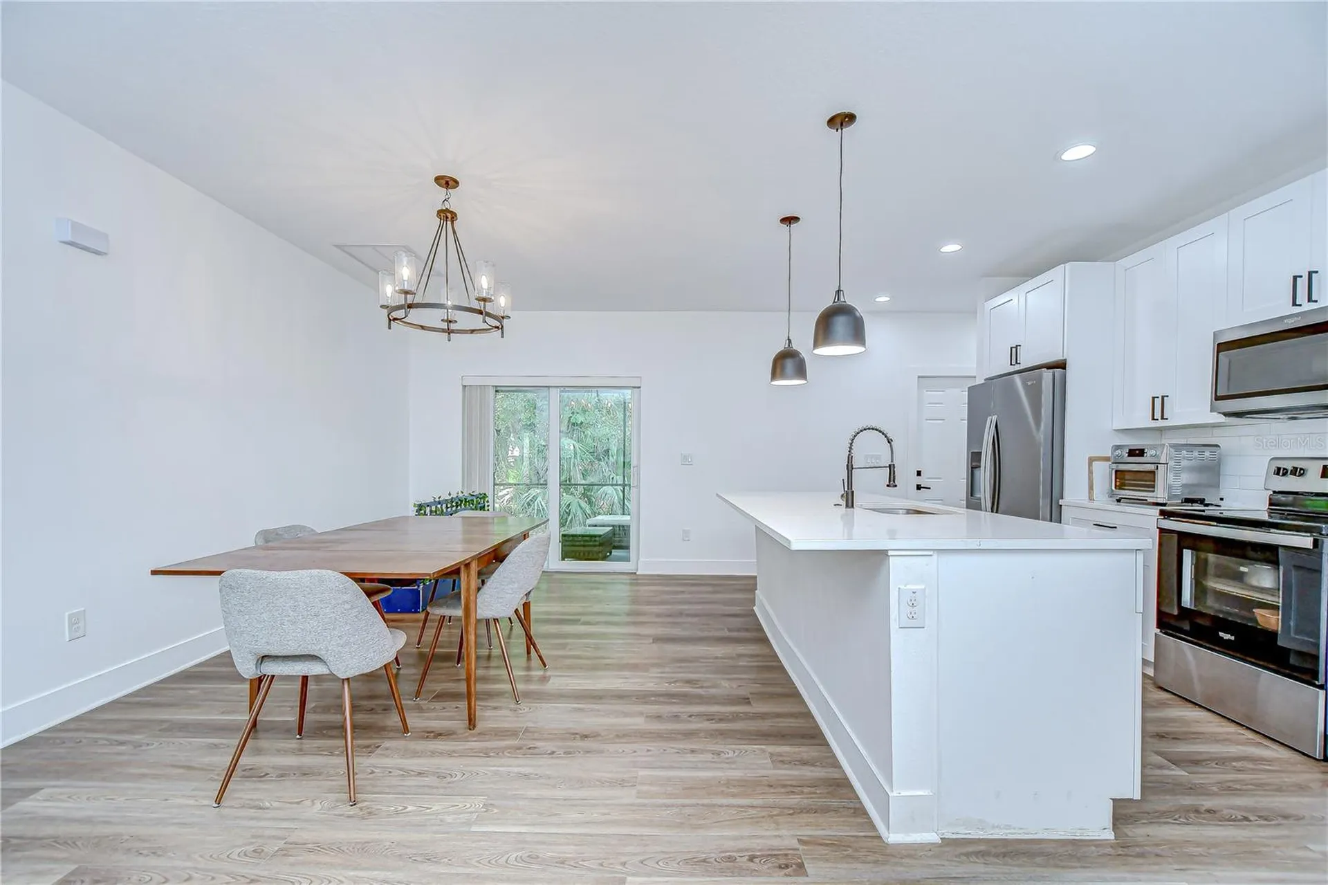 1051 44th Street S St Petersburg FL 33711