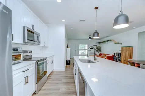 1051 44th Street S St Petersburg FL 33711