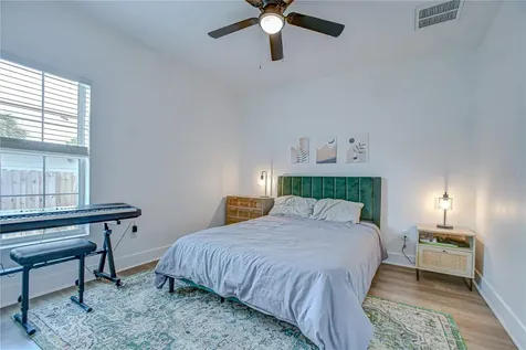 1051 44th Street S St Petersburg FL 33711