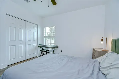 1051 44th Street S St Petersburg FL 33711