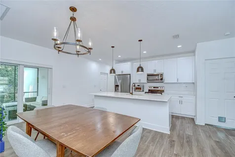 1051 44th Street S St Petersburg FL 33711