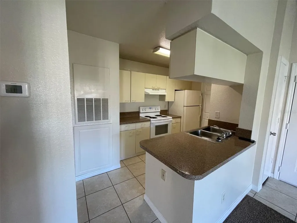 2550 N Alafaya Trail Orlando FL 32826