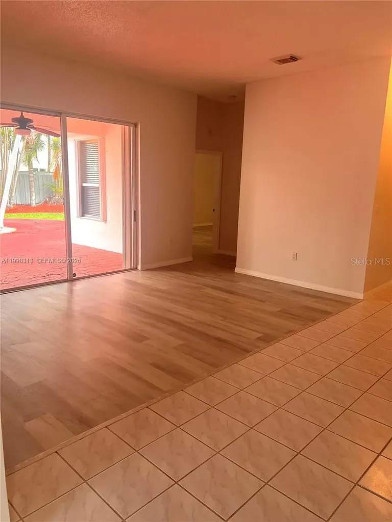 15761 SW 148 Terrace Miami FL 33187