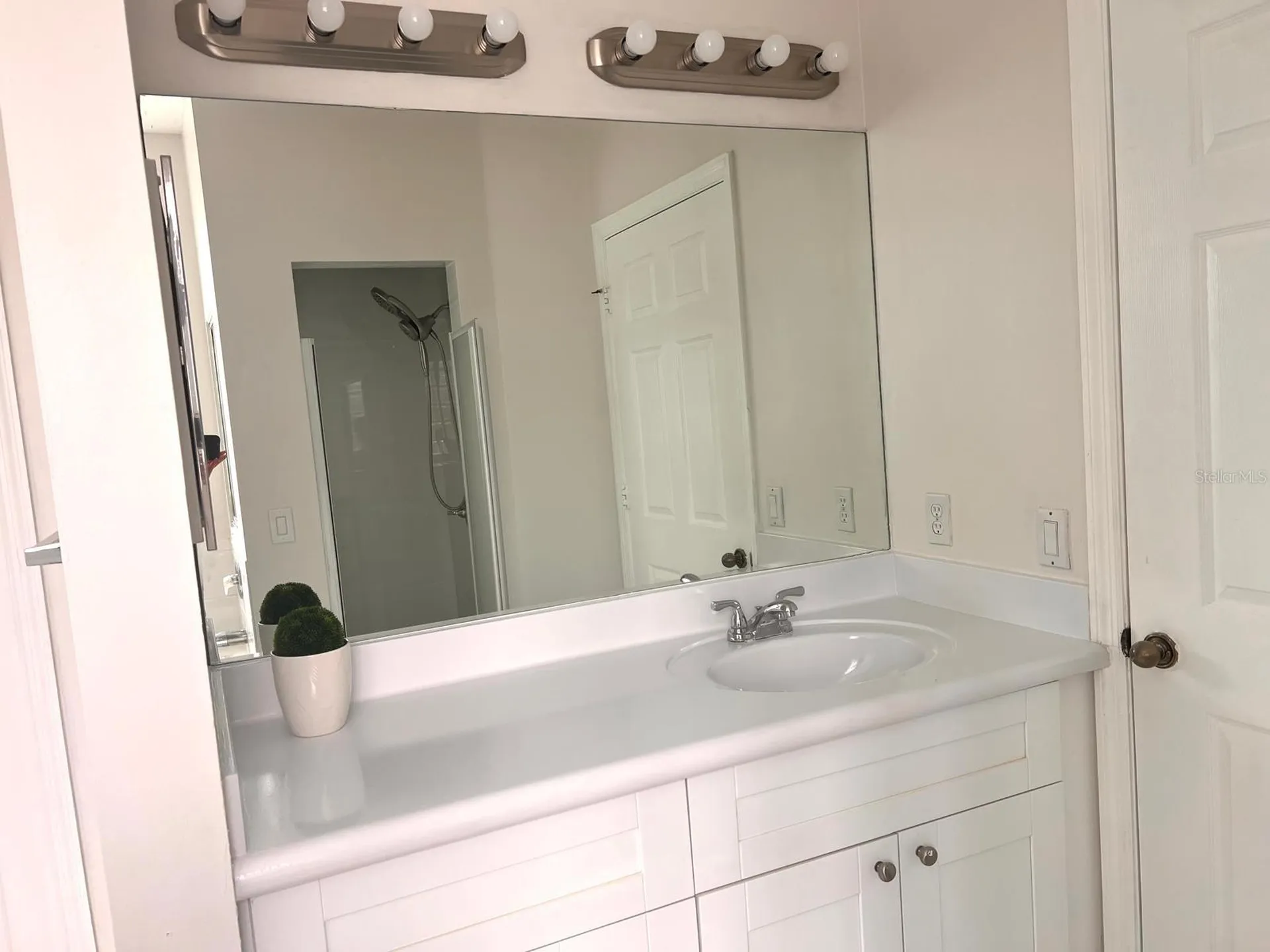 15761 SW 148 Terrace Miami FL 33187