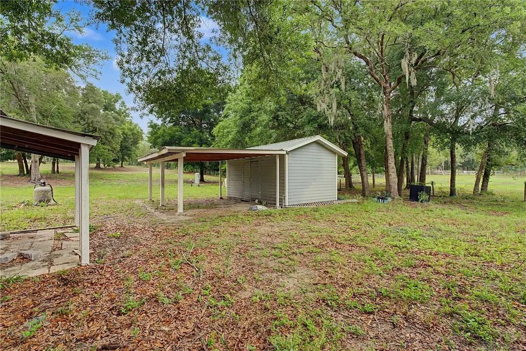 5160 NE County Road 340 High Springs FL 32643