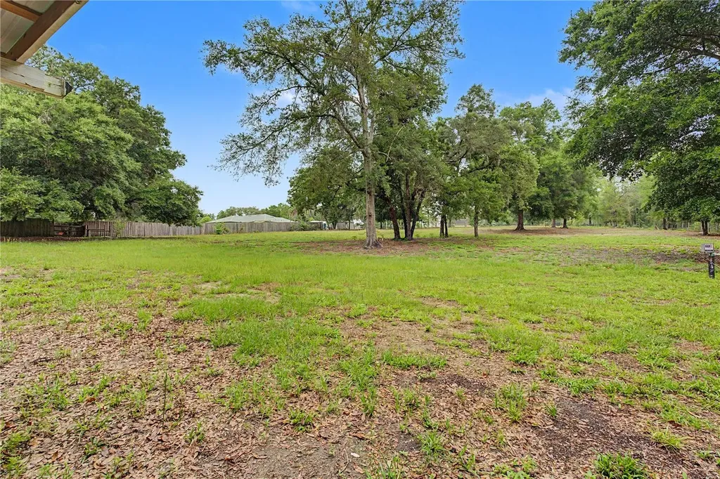 5160 NE County Road 340 High Springs FL 32643