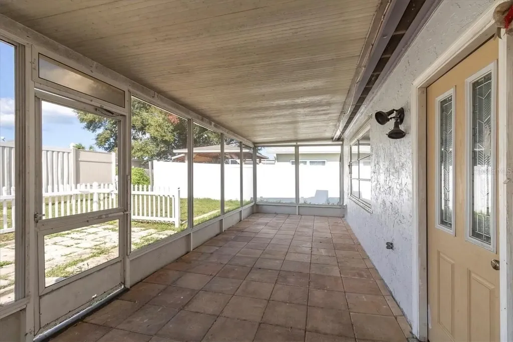9739 Marlinton Lane Port Richey FL 34668