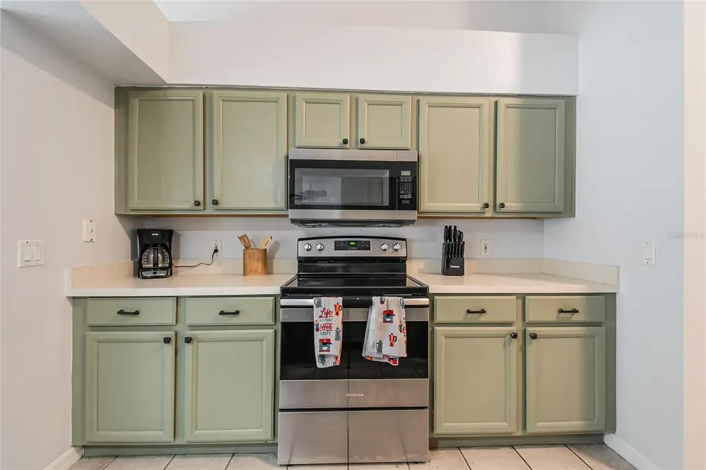 2305 Jessica Lane Kissimmee FL 34744