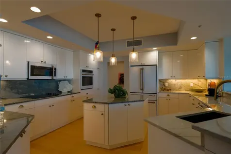 3507 Bayshore Boulevard Tampa FL 33629