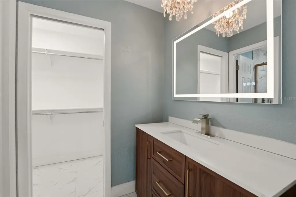 3356 Plantation Place Sarasota FL 34231